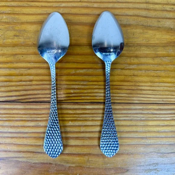 Bon Chef Hammered Stainless Flatware Set | 6-Piece | 18/10 Modern Silverware - Picture 11 of 12